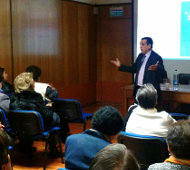 Ignacio Ubilla aparece dictando la charla en San Felipe.