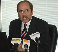 El Superintendente Gustavo Arriagada dio a conocer la situación de la banca nacional.